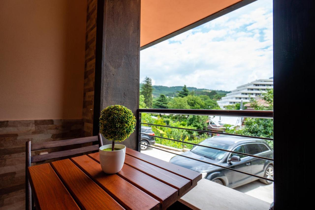 Park Apartment Emilin Sandanski Eksteriør bilde