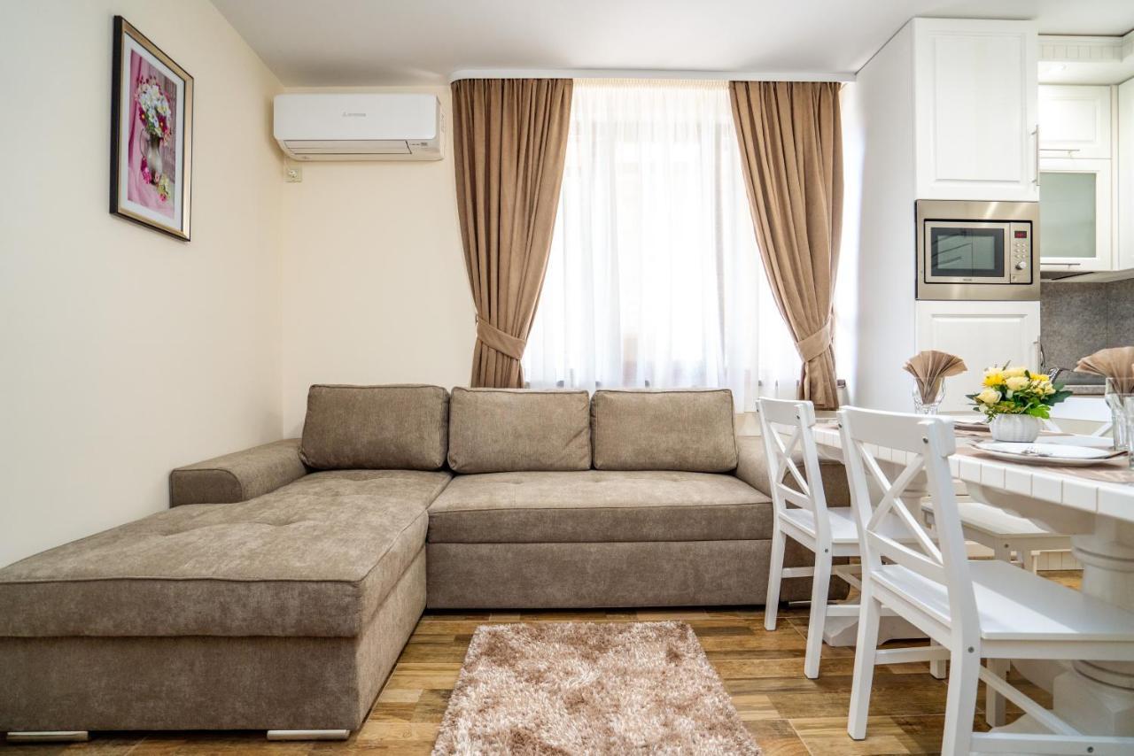 Park Apartment Emilin Sandanski Eksteriør bilde